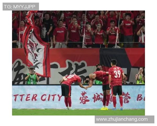 成都足球队迎来转型新篇章洲际杯特别报道展现球队蜕变之路