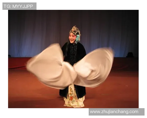 杨秀英专访：从绿茵场到人生舞台的足球之旅回顾